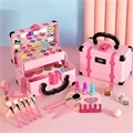 Косметика для девочек, игровой чемоданчик J-1133 J-1133
